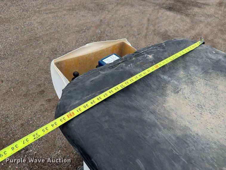 image for item FM7712 2018 Ford F550 Super Duty Ext. Cab bucket truck