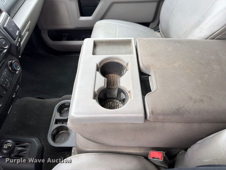 image for item FM7712 2018 Ford F550 Super Duty Ext. Cab bucket truck