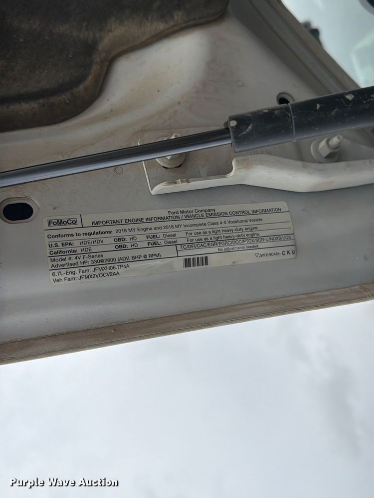 image for item FM7712 2018 Ford F550 Super Duty Ext. Cab bucket truck