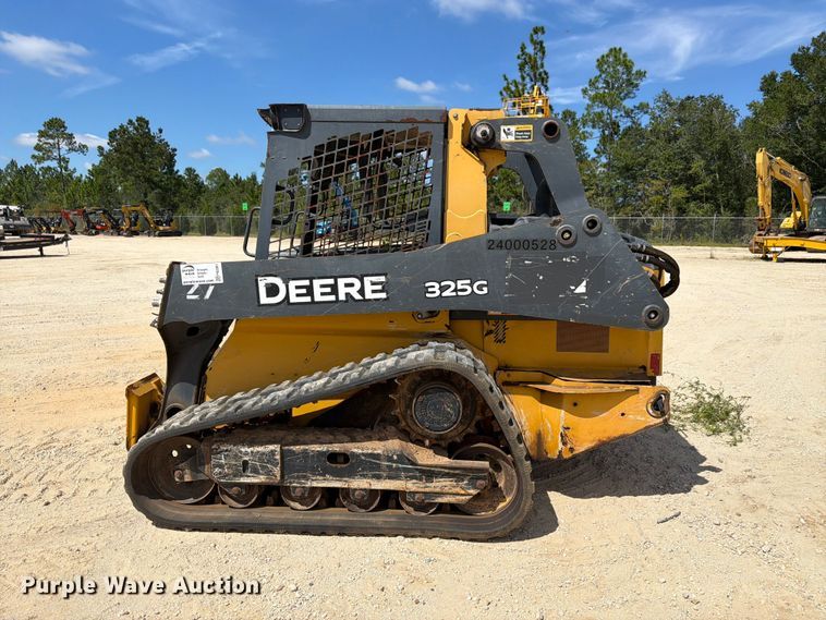 image for item FN2061 2018 John Deere 325G tracked skid steer loader