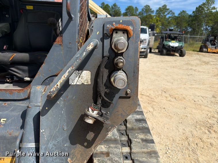 image for item FN2061 2018 John Deere 325G tracked skid steer loader