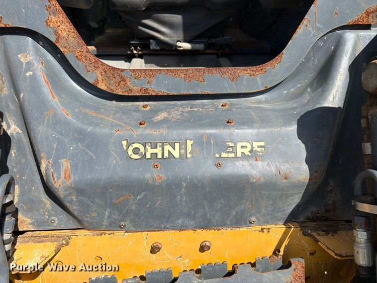 image for item FN2061 2018 John Deere 325G tracked skid steer loader