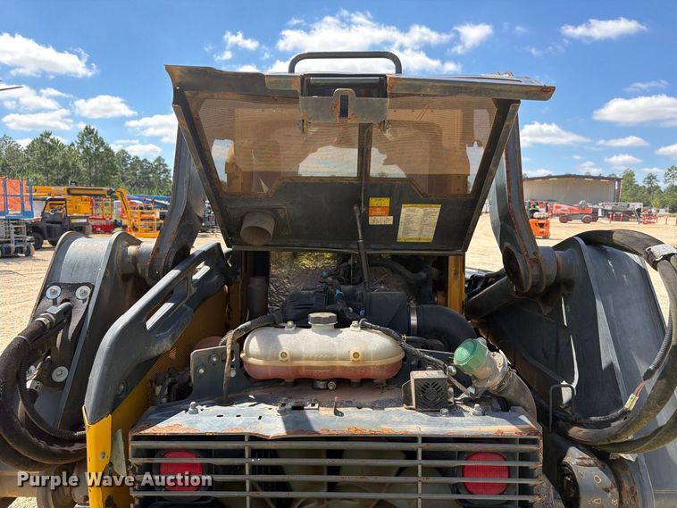 image for item FN2061 2018 John Deere 325G tracked skid steer loader