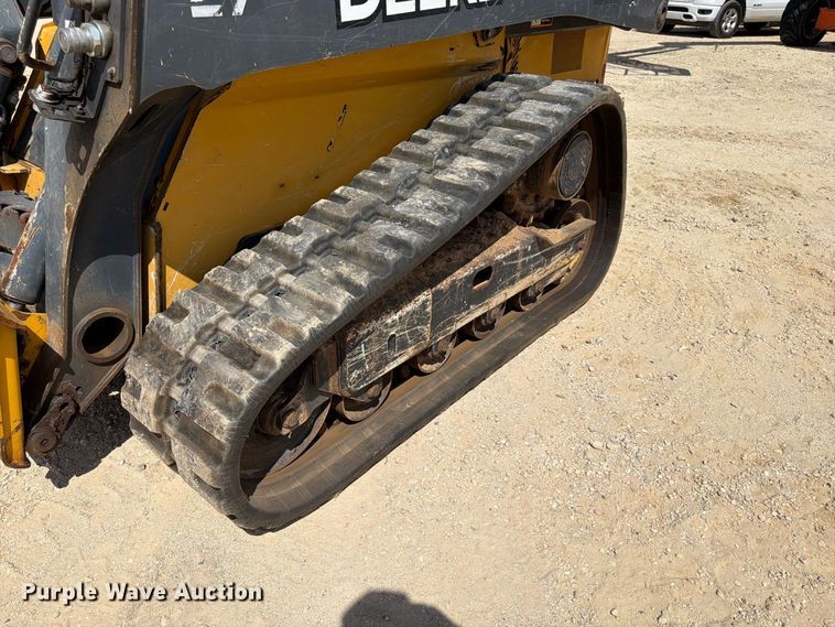 image for item FN2061 2018 John Deere 325G tracked skid steer loader
