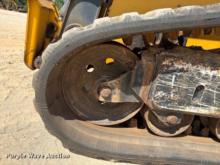 image for item FN2061 2018 John Deere 325G tracked skid steer loader