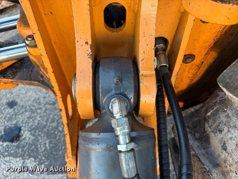 image for item FN2638 2012 Case 580 Super N backhoe