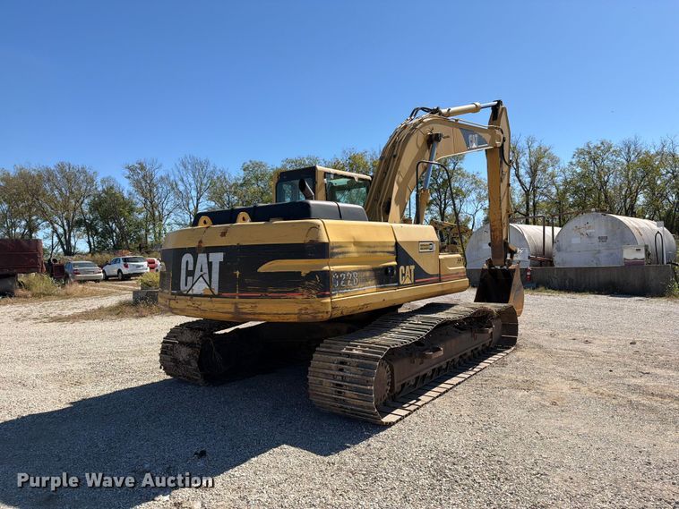 image for item FN5901 1997 Caterpillar 322BL excavator