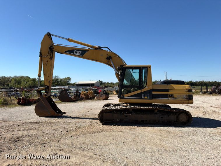 image for item FN5901 1997 Caterpillar 322BL excavator