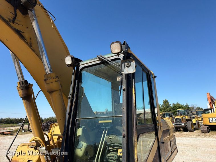 image for item FN5901 1997 Caterpillar 322BL excavator