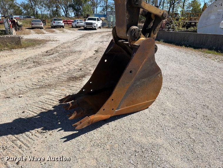 image for item FN5901 1997 Caterpillar 322BL excavator