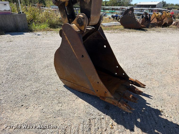 image for item FN5901 1997 Caterpillar 322BL excavator