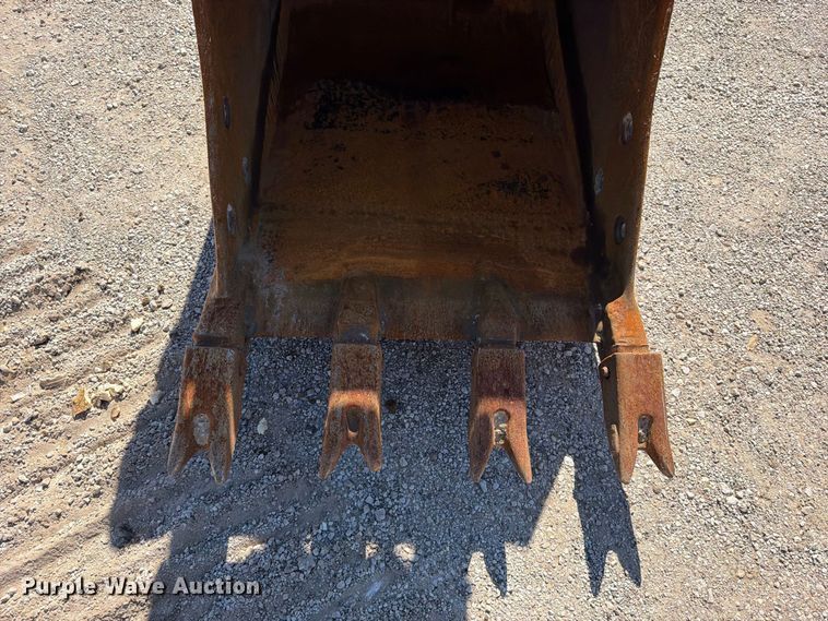image for item FN5901 1997 Caterpillar 322BL excavator
