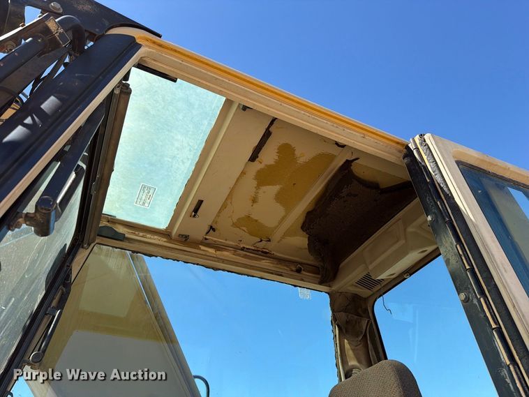 image for item FN5901 1997 Caterpillar 322BL excavator