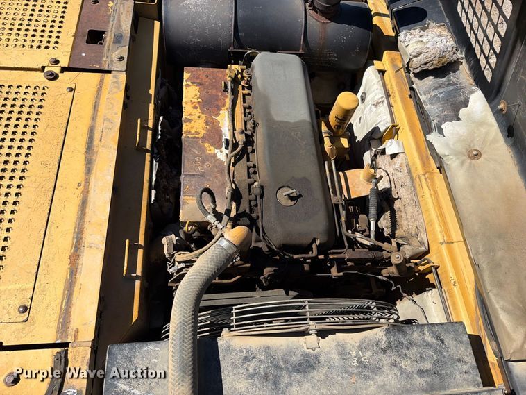 image for item FN5901 1997 Caterpillar 322BL excavator