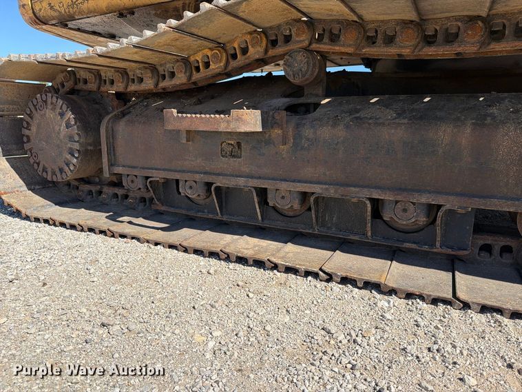 image for item FN5901 1997 Caterpillar 322BL excavator