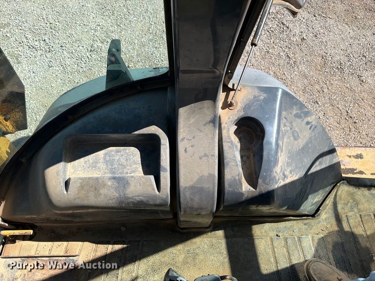 image for item FN5902 1996 Case 580 Super L backhoe