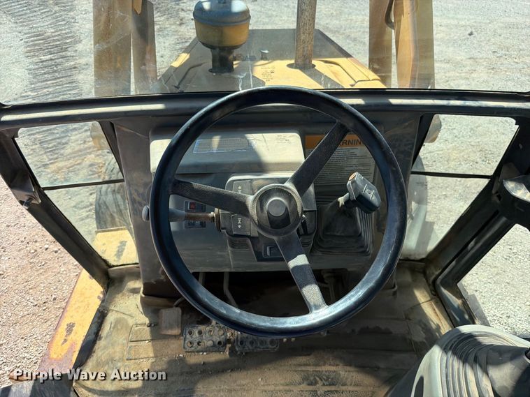 image for item FN5902 1996 Case 580 Super L backhoe