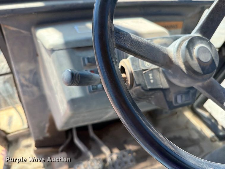image for item FN5902 1996 Case 580 Super L backhoe
