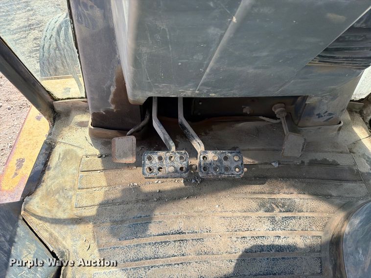 image for item FN5902 1996 Case 580 Super L backhoe