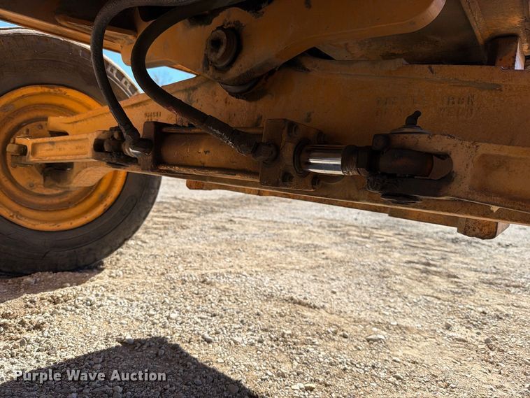 image for item FN5902 1996 Case 580 Super L backhoe