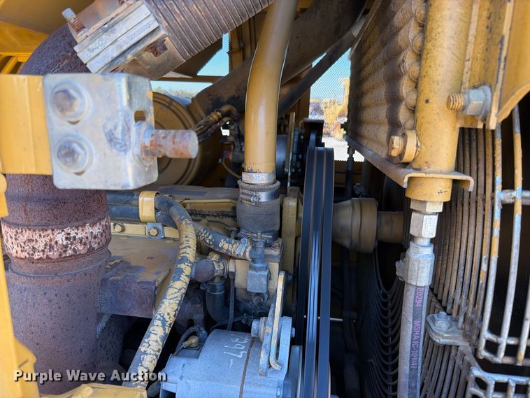 image for item FN5904 1998 Caterpillar 963B track loader