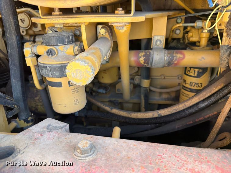 image for item FN5904 1998 Caterpillar 963B track loader