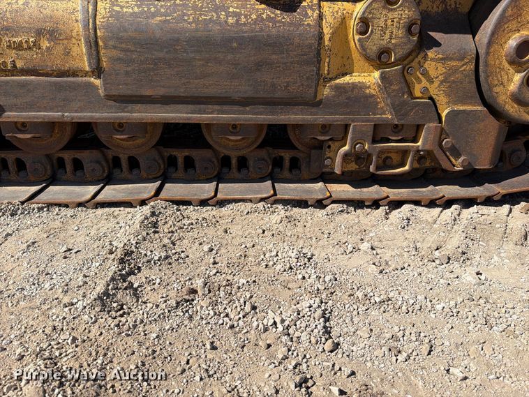 image for item FN5904 1998 Caterpillar 963B track loader
