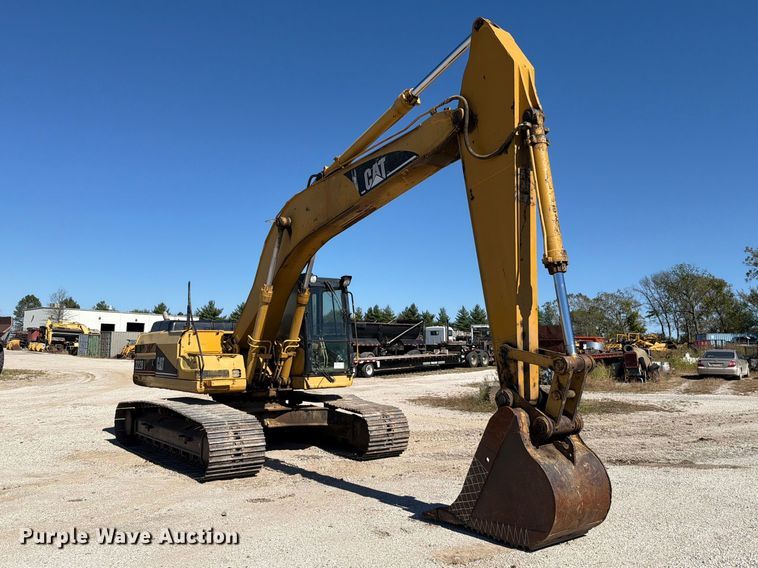image for item FN5905 1997 Caterpillar 322BL excavator