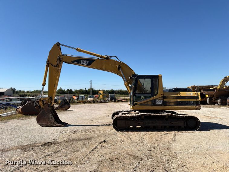 image for item FN5905 1997 Caterpillar 322BL excavator