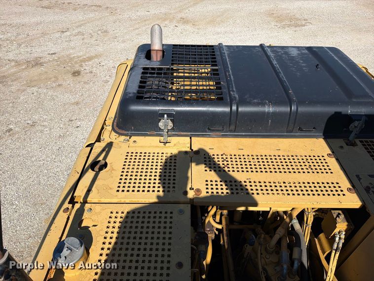 image for item FN5905 1997 Caterpillar 322BL excavator