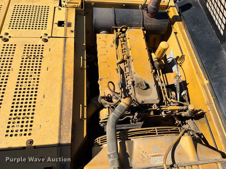 image for item FN5905 1997 Caterpillar 322BL excavator