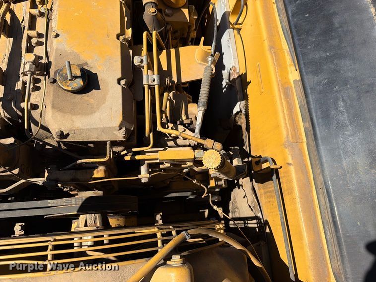 image for item FN5905 1997 Caterpillar 322BL excavator