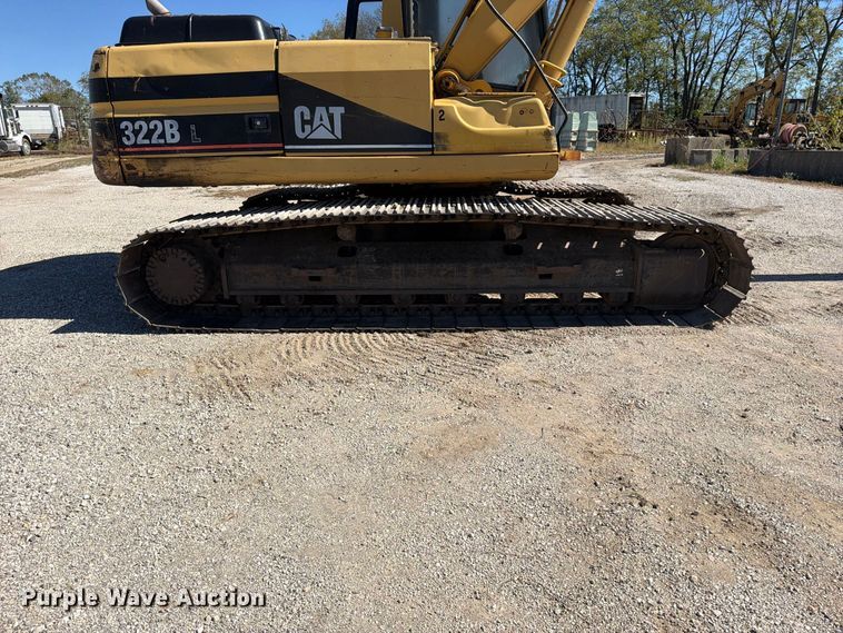 image for item FN5905 1997 Caterpillar 322BL excavator
