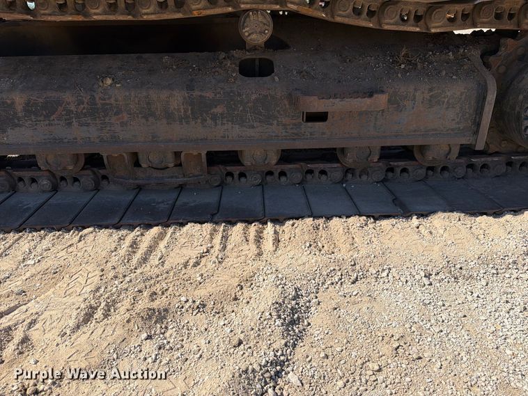 image for item FN5905 1997 Caterpillar 322BL excavator