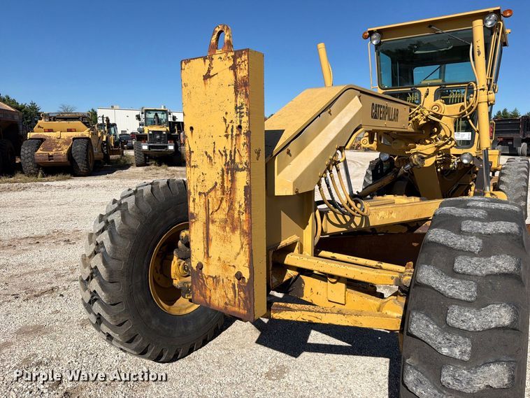 image for item FN5907 1994 Caterpillar 140G motor grader