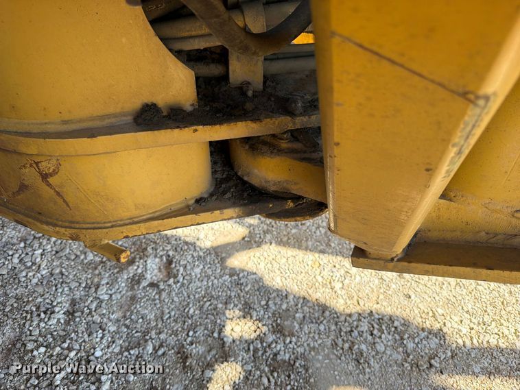 image for item FN5907 1994 Caterpillar 140G motor grader