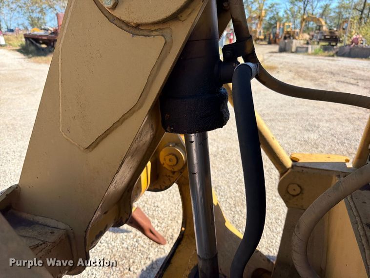 image for item FN5907 1994 Caterpillar 140G motor grader