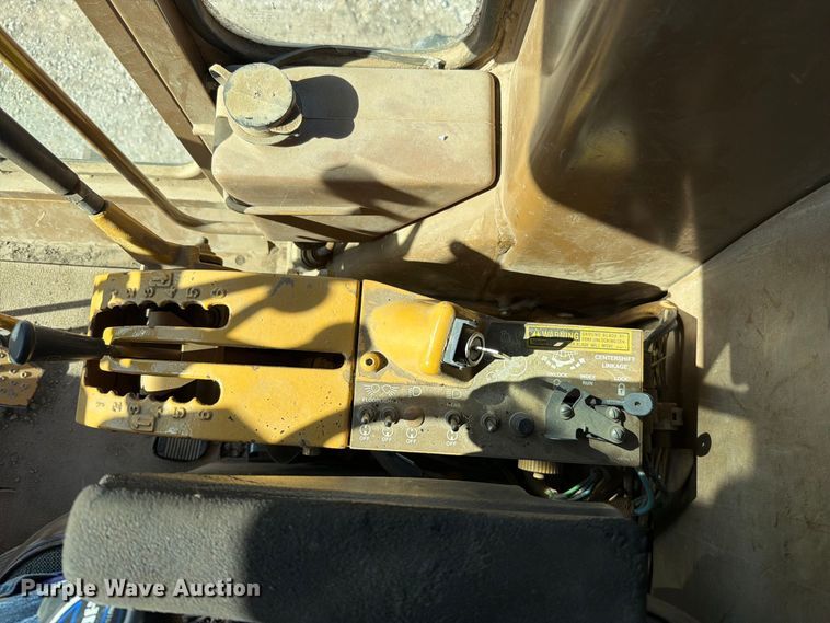 image for item FN5907 1994 Caterpillar 140G motor grader