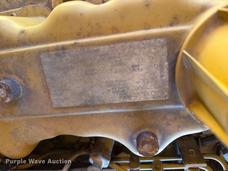 image for item FN5907 1994 Caterpillar 140G motor grader