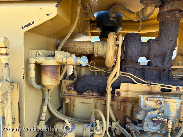 image for item FN5907 1994 Caterpillar 140G motor grader