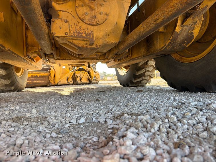 image for item FN5907 1994 Caterpillar 140G motor grader