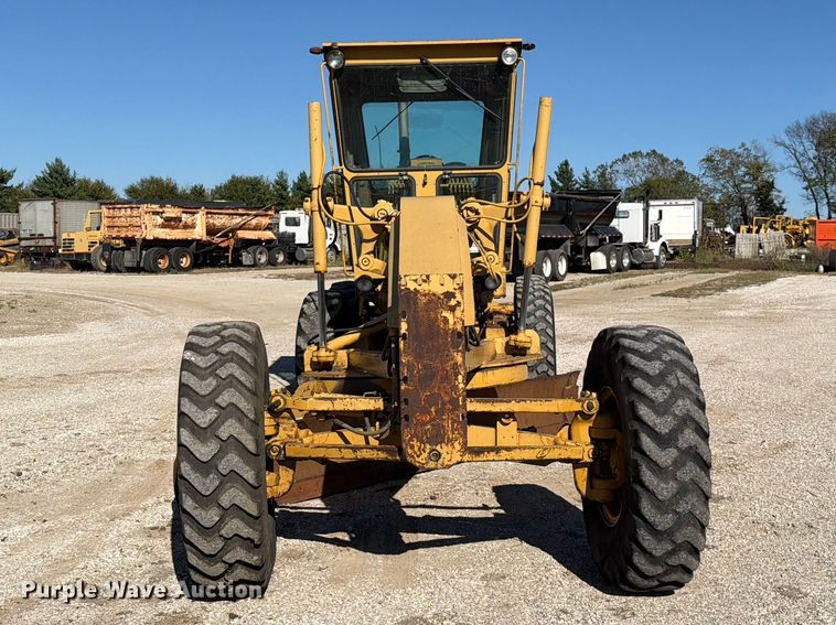image for item FN5908 1987 Caterpillar 140G motor grader
