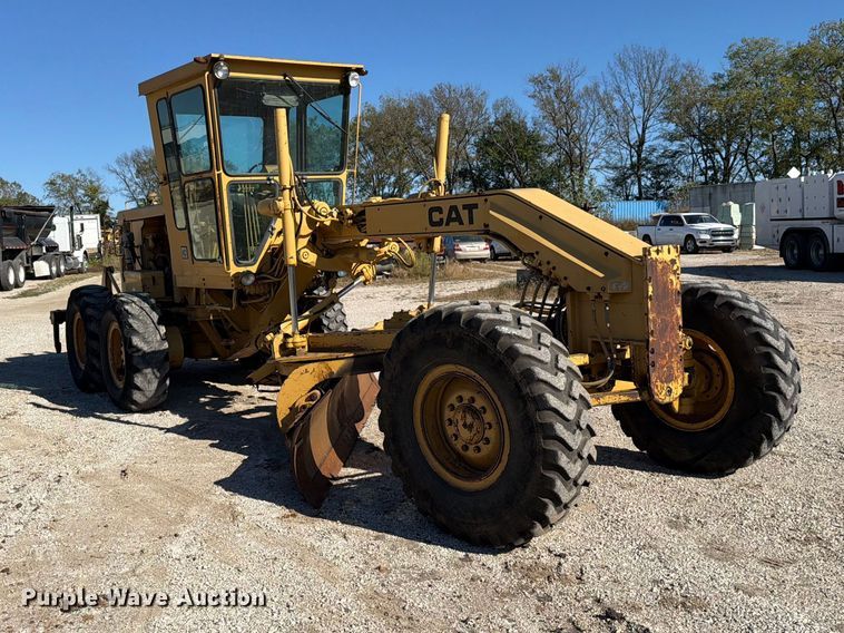 image for item FN5908 1987 Caterpillar 140G motor grader