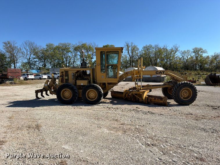 image for item FN5908 1987 Caterpillar 140G motor grader