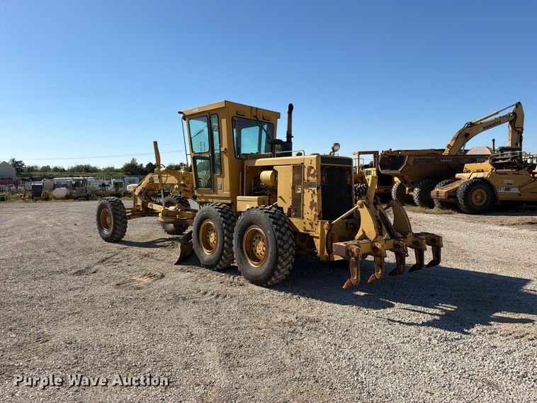 image for item FN5908 1987 Caterpillar 140G motor grader