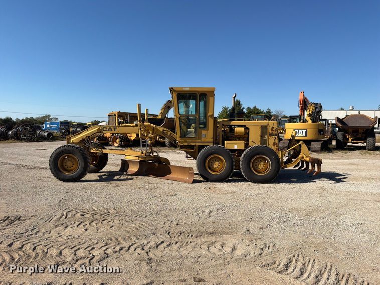 image for item FN5908 1987 Caterpillar 140G motor grader