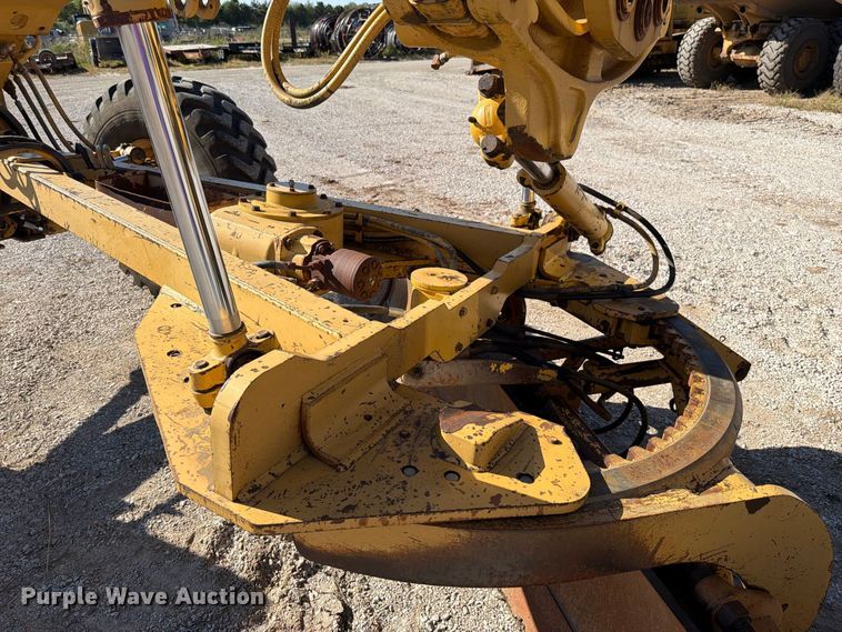 image for item FN5908 1987 Caterpillar 140G motor grader