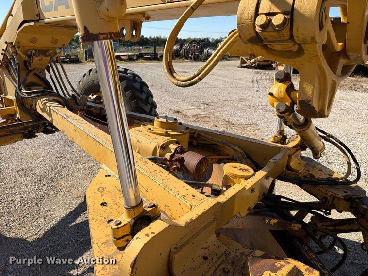image for item FN5908 1987 Caterpillar 140G motor grader