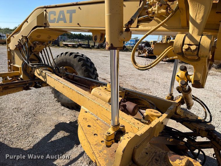 image for item FN5908 1987 Caterpillar 140G motor grader