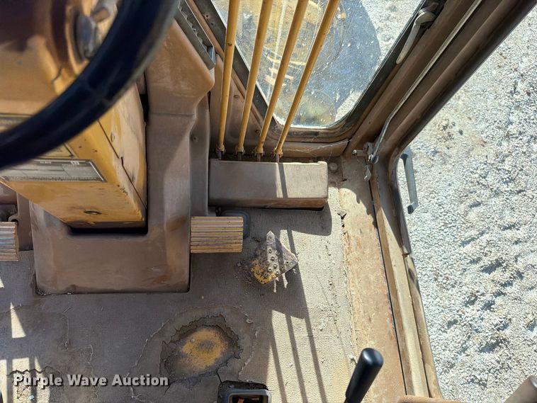image for item FN5908 1987 Caterpillar 140G motor grader